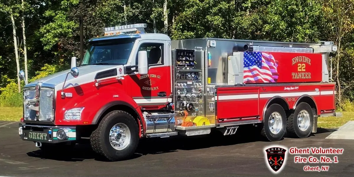 Ghent Tanker 22-35 in front of Station 1 on Route 66