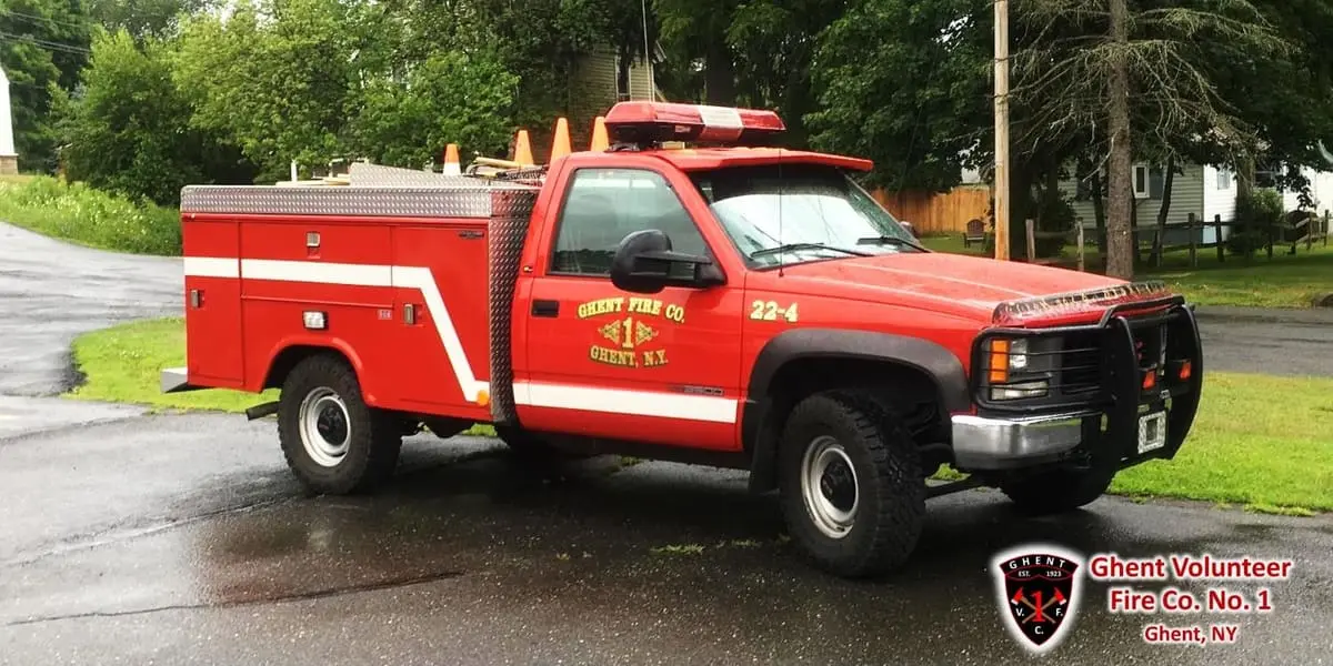 Brush 22-69 — 1997 GMC 4x4 — High-clearance 4x4 wildland and field brush unit with drive-and-pump capability.